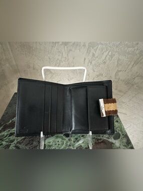 GUCCI Men's Black Leather Trifold Wallet